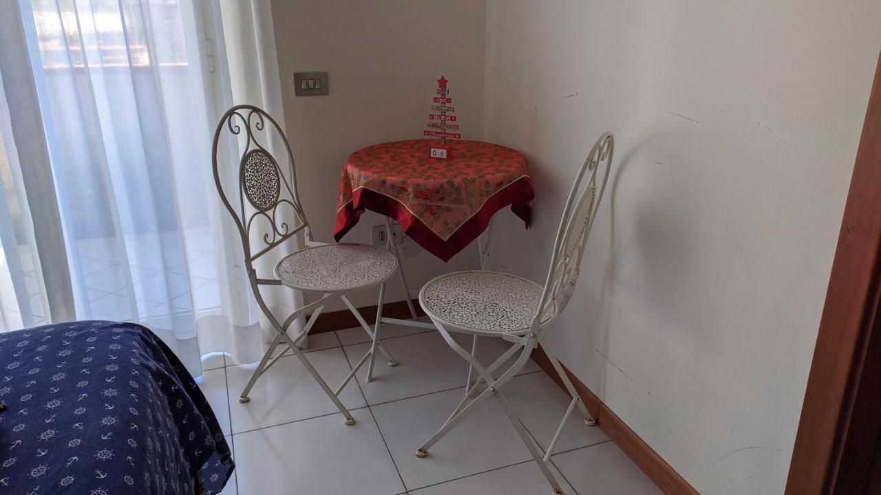 Peppino'S Room 那不勒斯 外观 照片